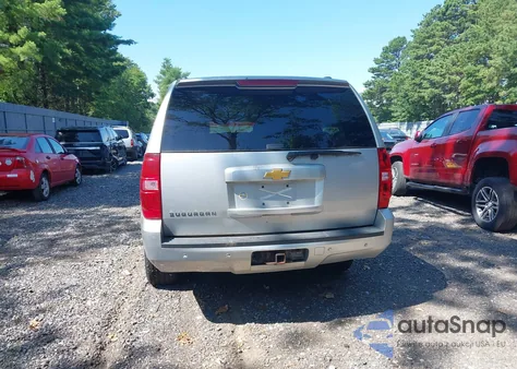2013 Chevrolet Suburban 1500 Lt from USA, damaged, VIN 1GNSKJE7XDR103661